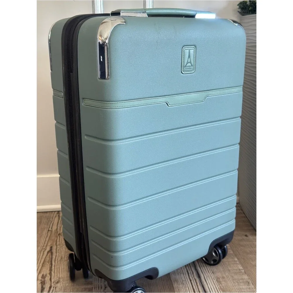 Unbranded sleek mint